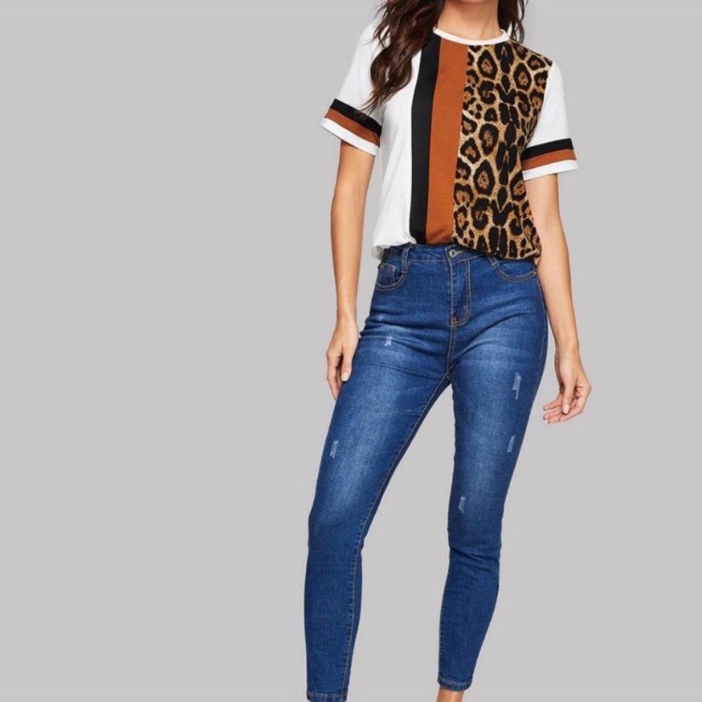 Leopard Print Top - Picture 3 of 5